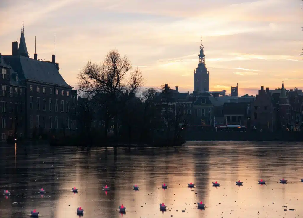 Eindelijk een verblijfsvergunning voor oud-Nederlandse Surinamers